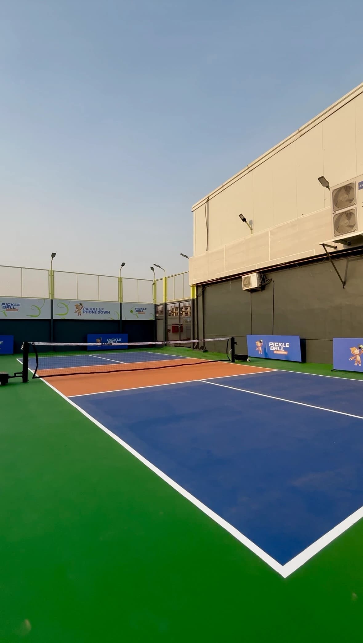 Court 1