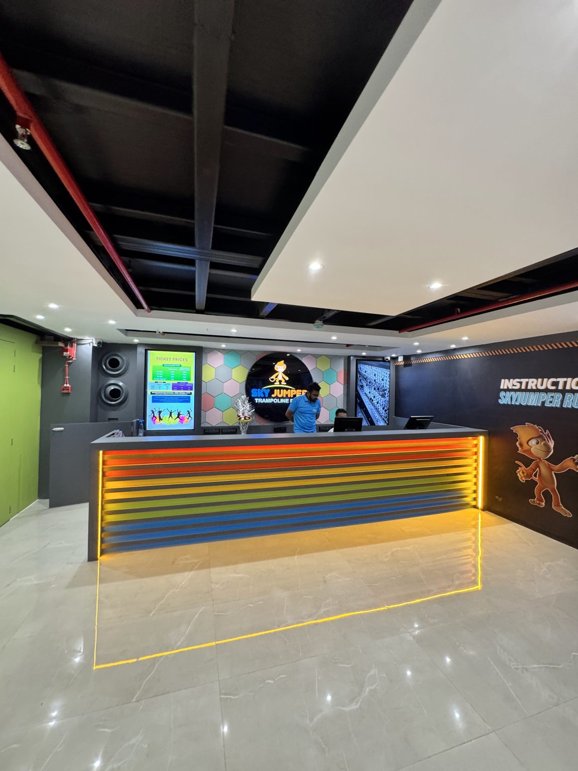 Sky Lounge Cafe